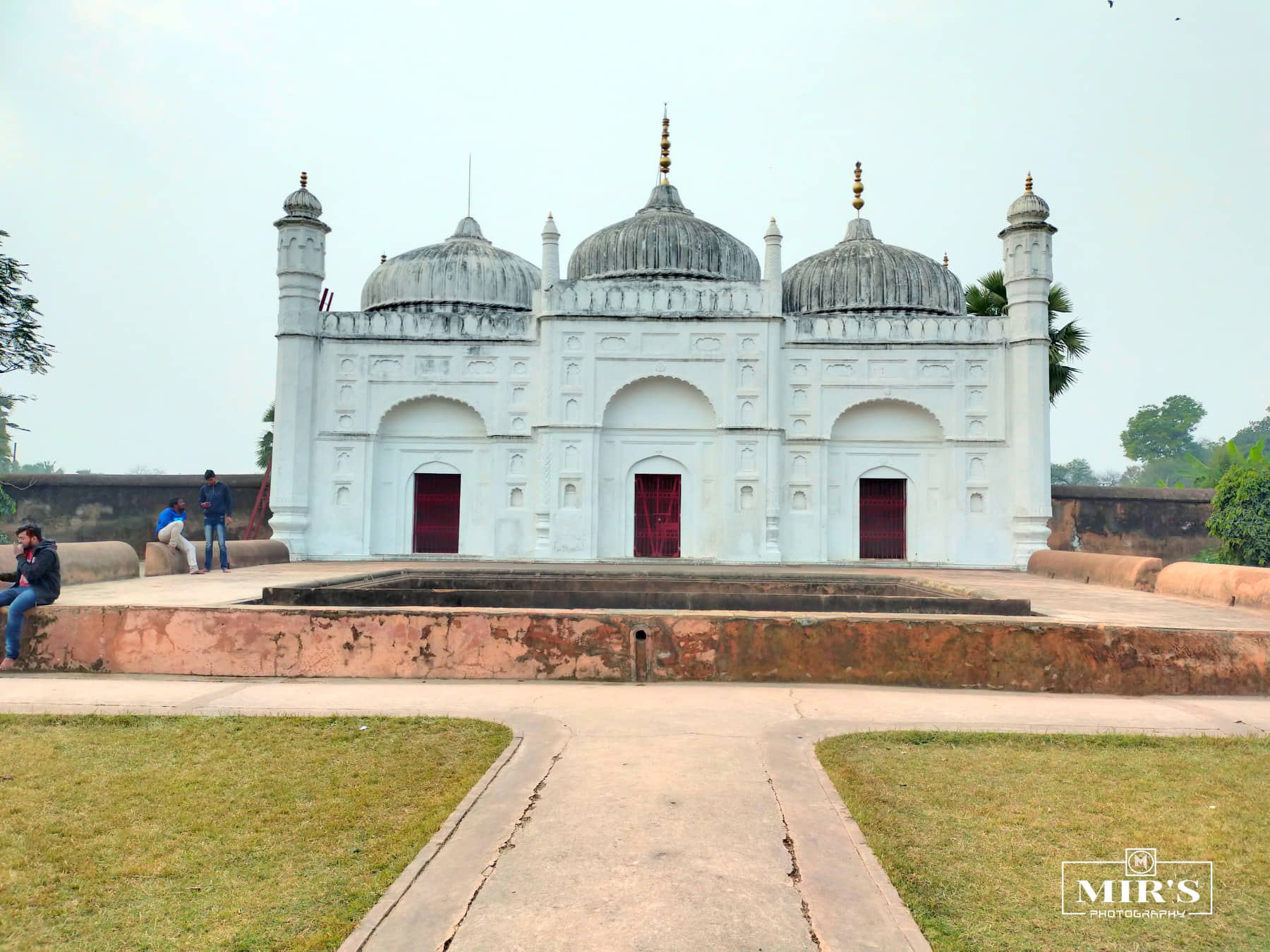 tourist attractions in murshidabad